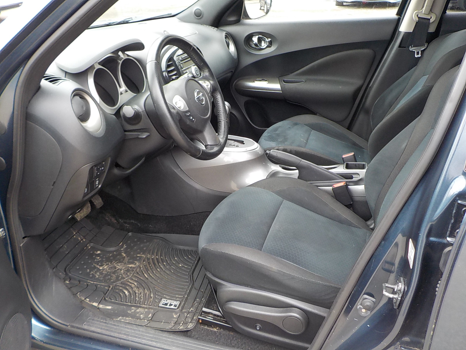 Nissan JUKE S Image 8