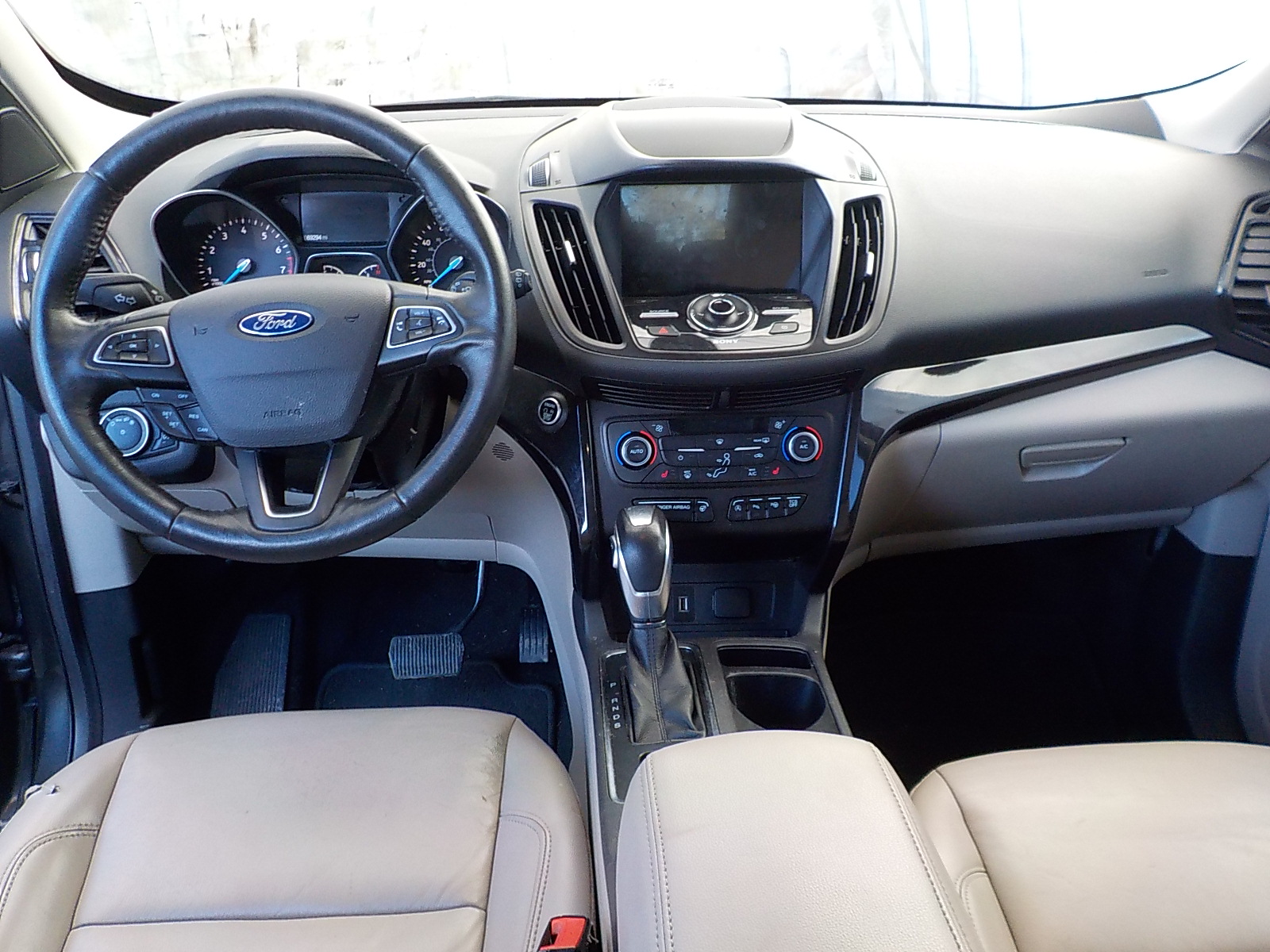 Ford Escape Image 12