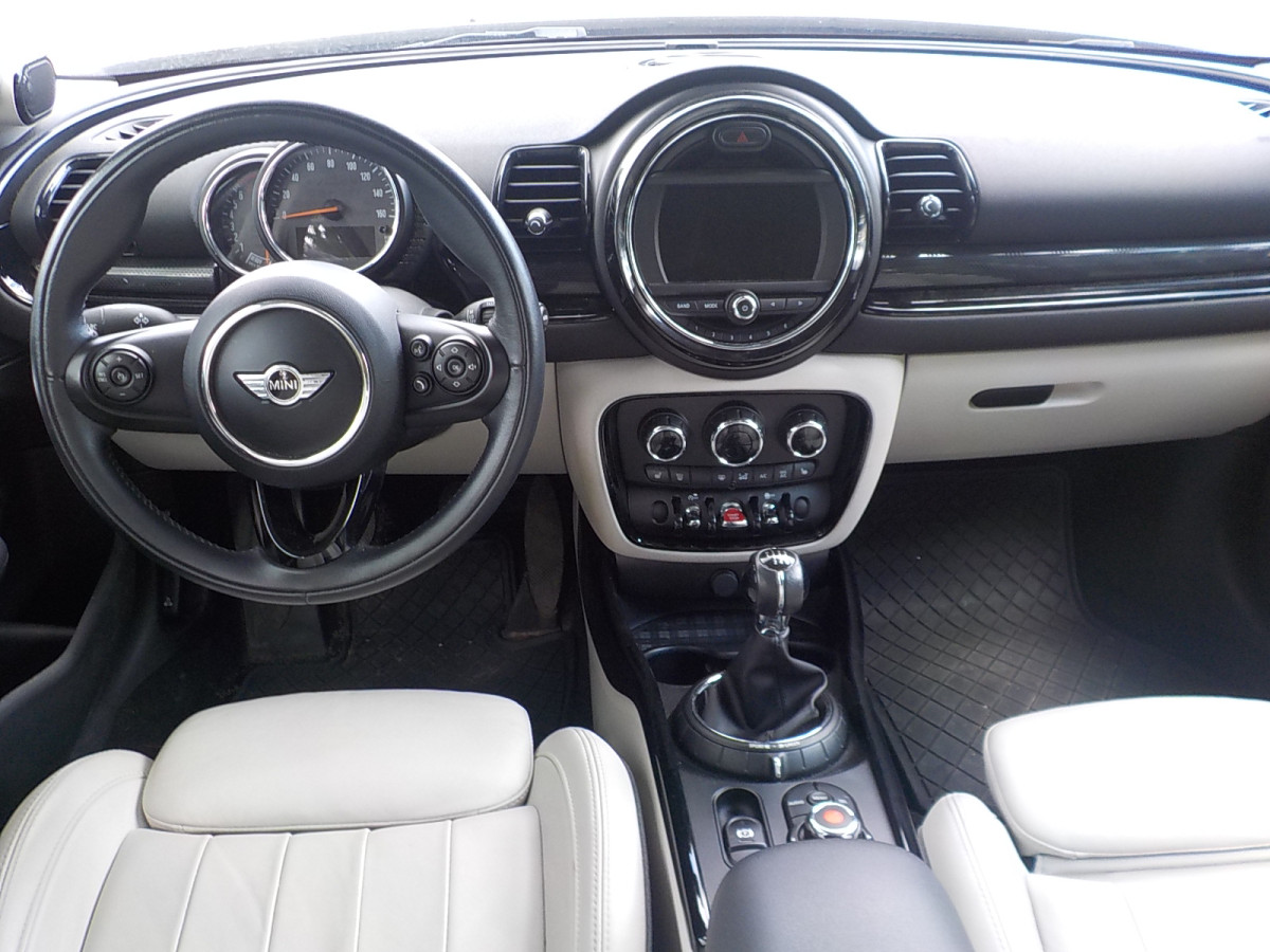 MINI Clubman Image 12