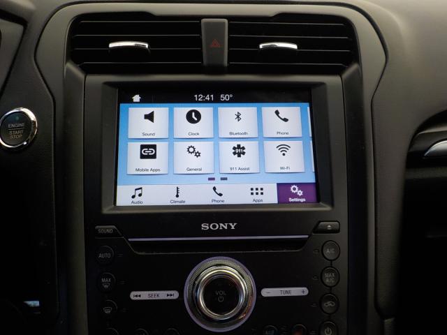 Ford Fusion Image 12