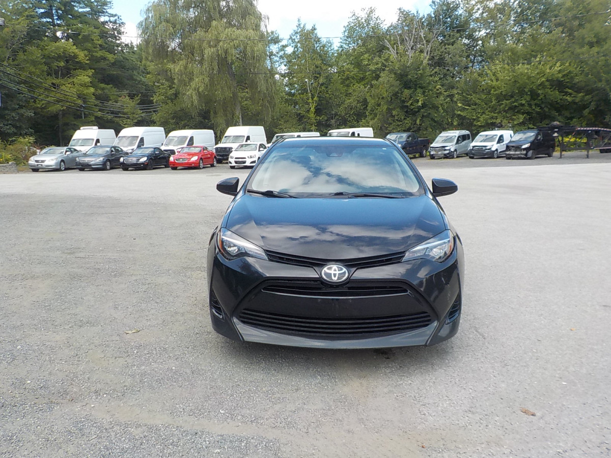 Toyota Corolla Image 2