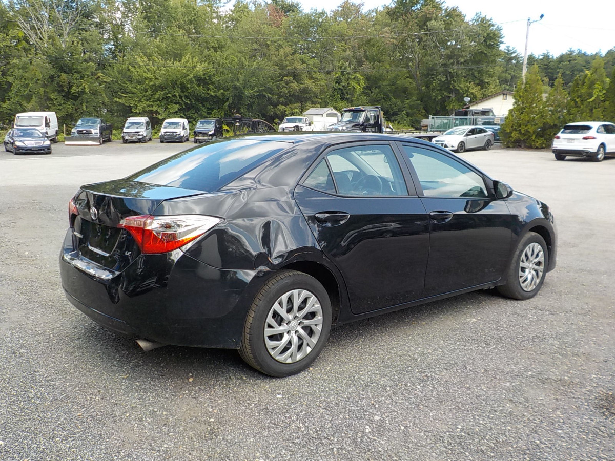 Toyota Corolla Image 13