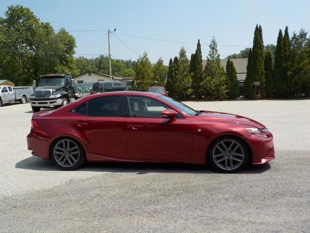 Lexus IS Image 2