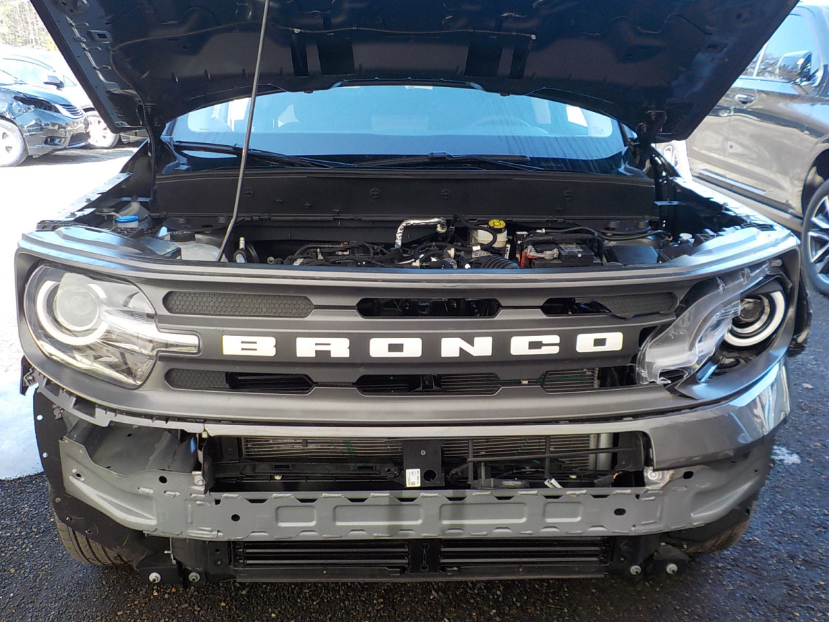 Ford Bronco Image 13
