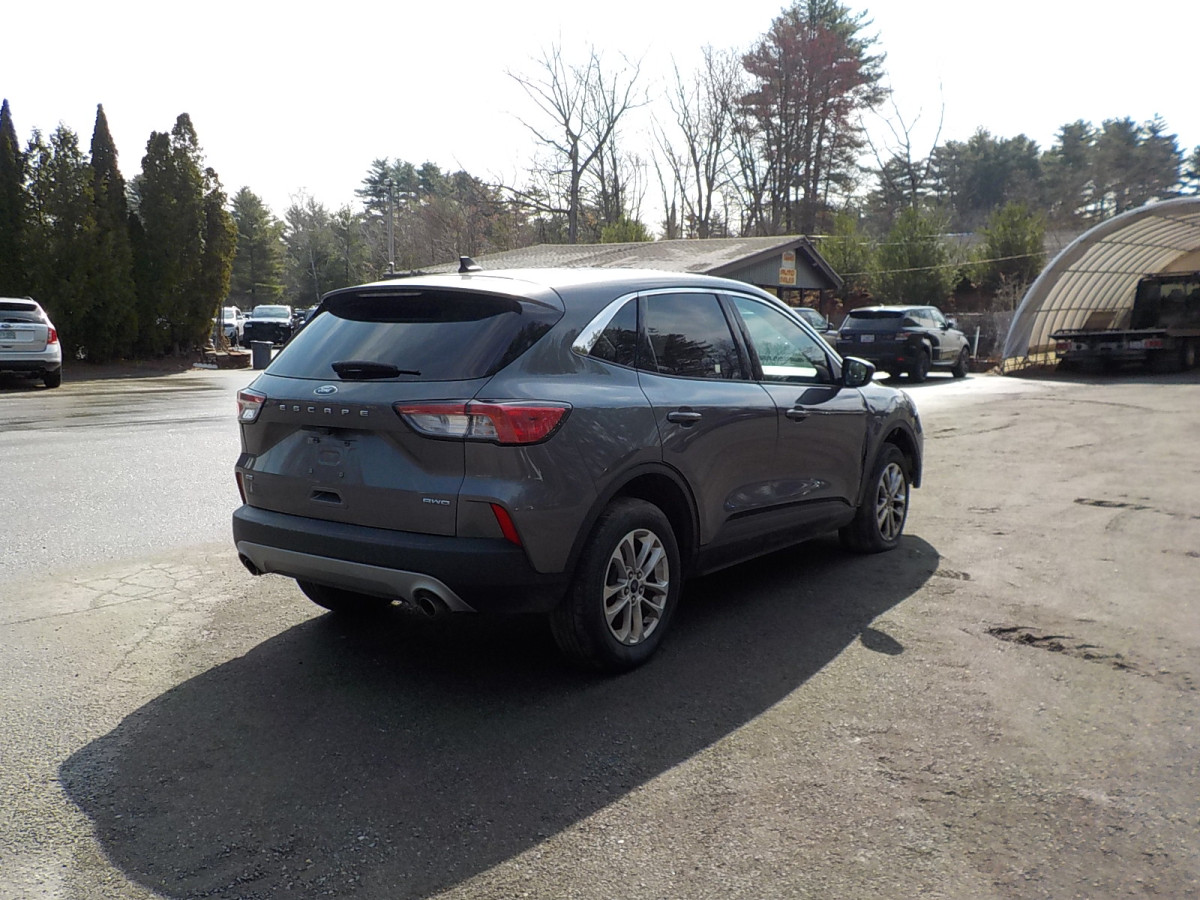 Ford Escape Image 12