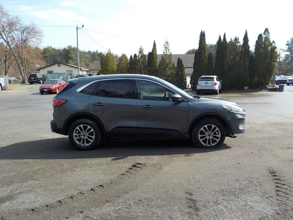 Ford Escape Image 2