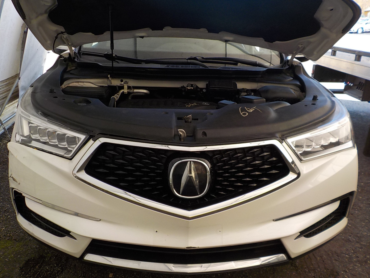 Acura MDX Image 14