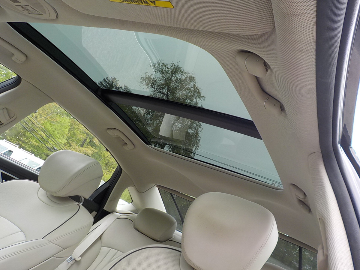 Genesis G80 Image 11