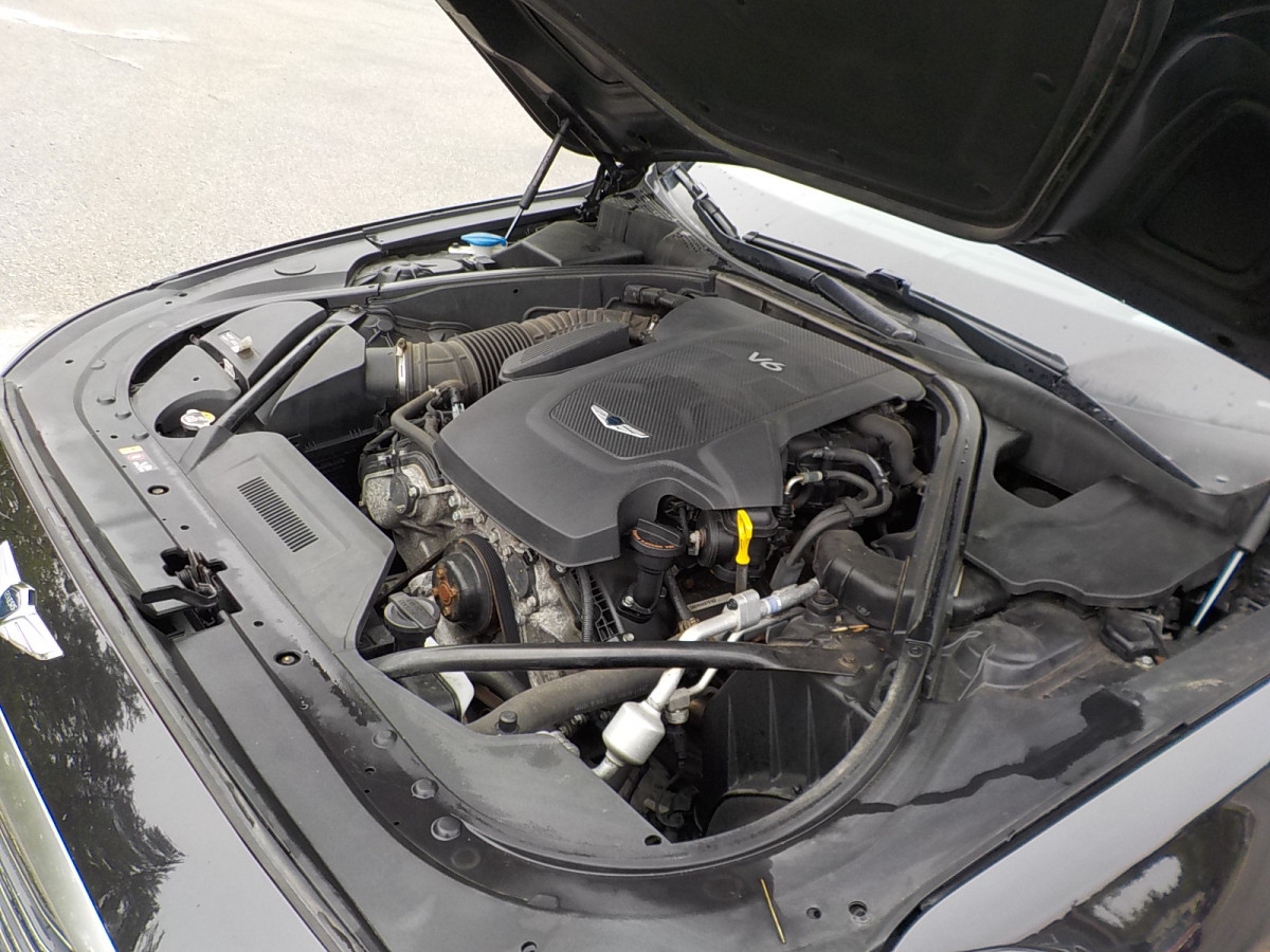 Genesis G80 Image 15