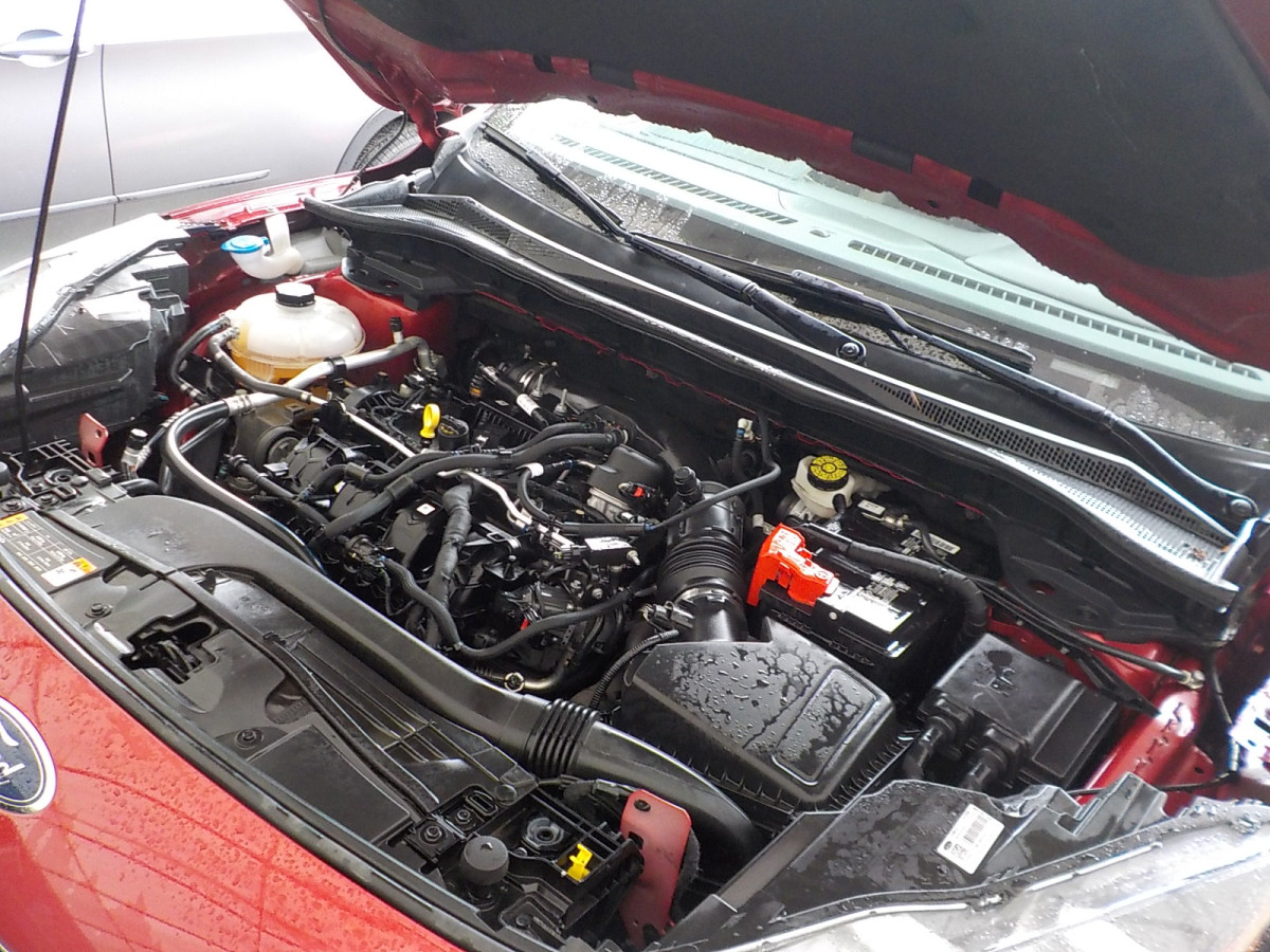 Ford Escape Image 16