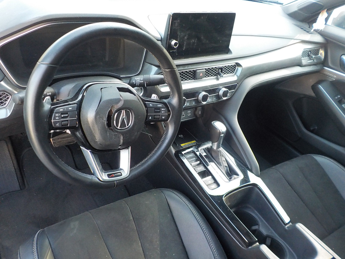 Acura Integra Image 11