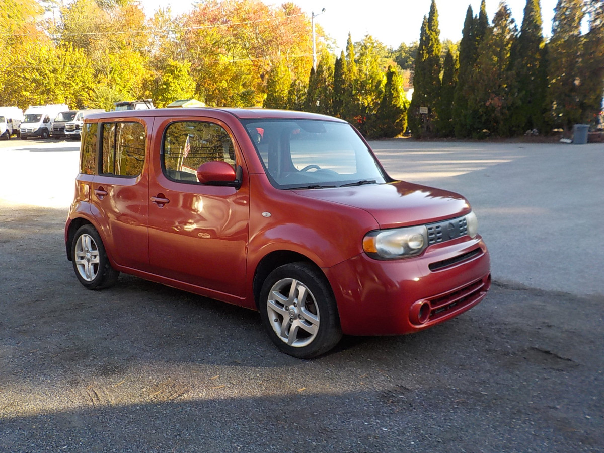 Nissan Cube Image 1