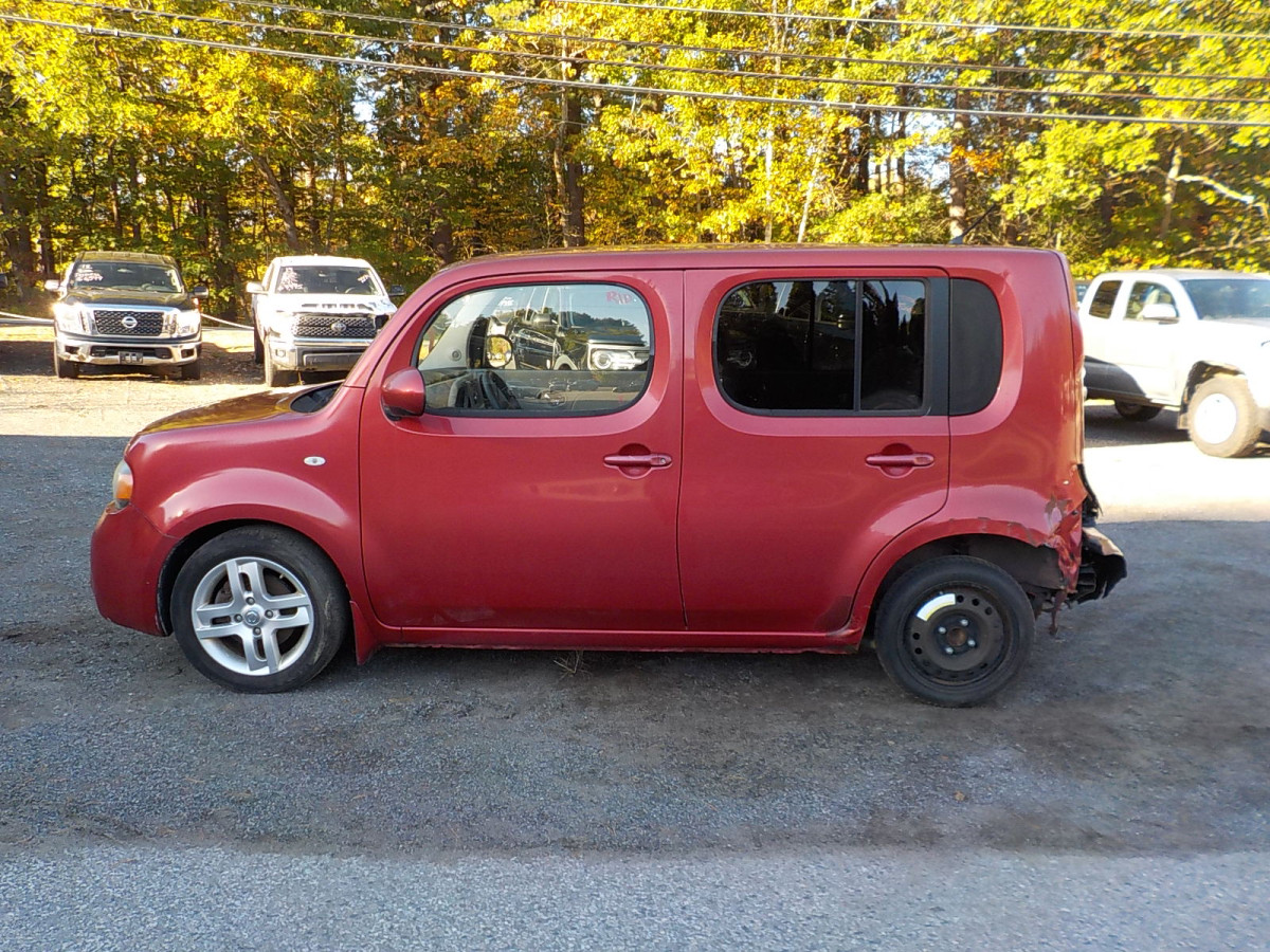 Nissan Cube Image 8