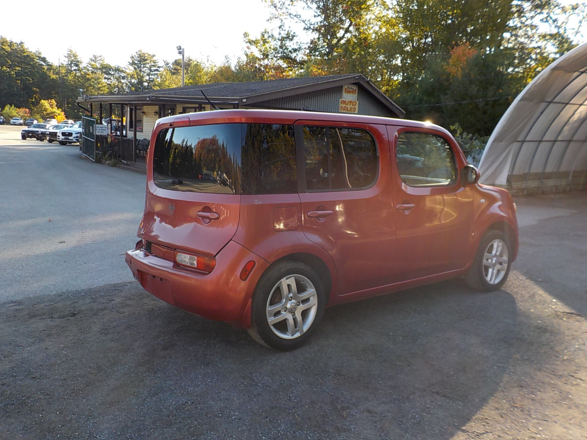 Nissan Cube Image 10
