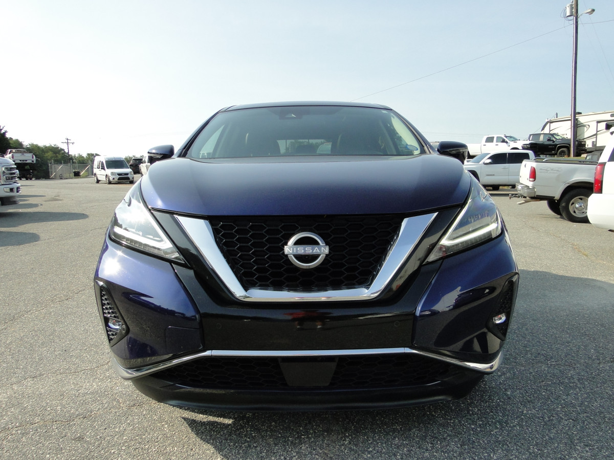 Nissan Murano Image 2