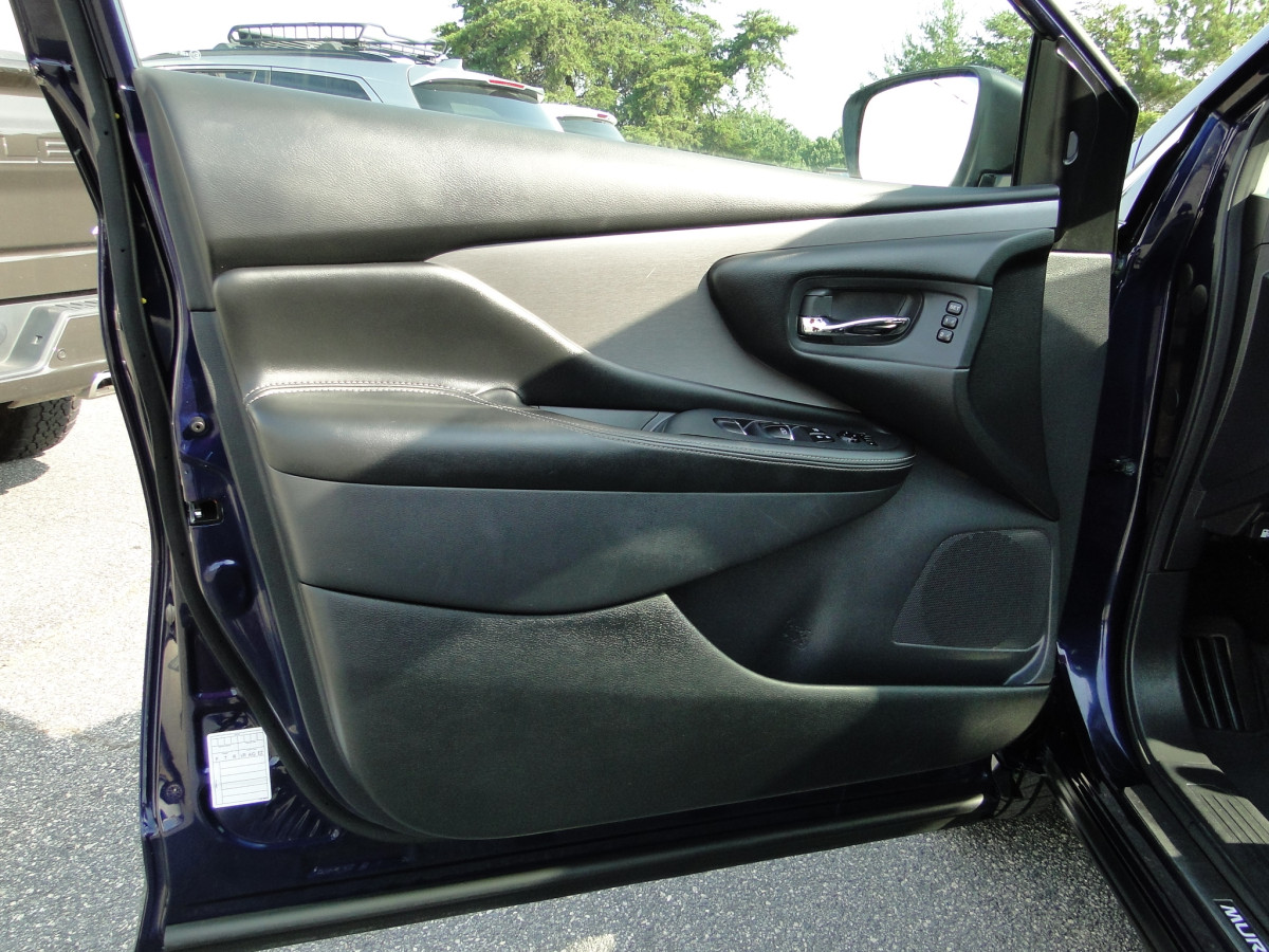 Nissan Murano Image 26
