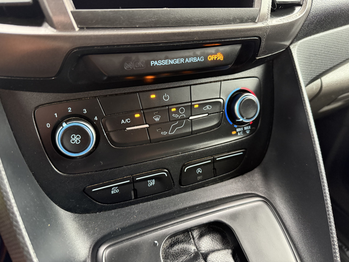 Ford Transit Image 13