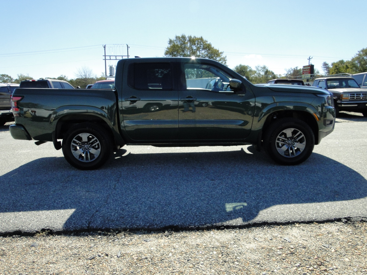Nissan Frontier Image 32