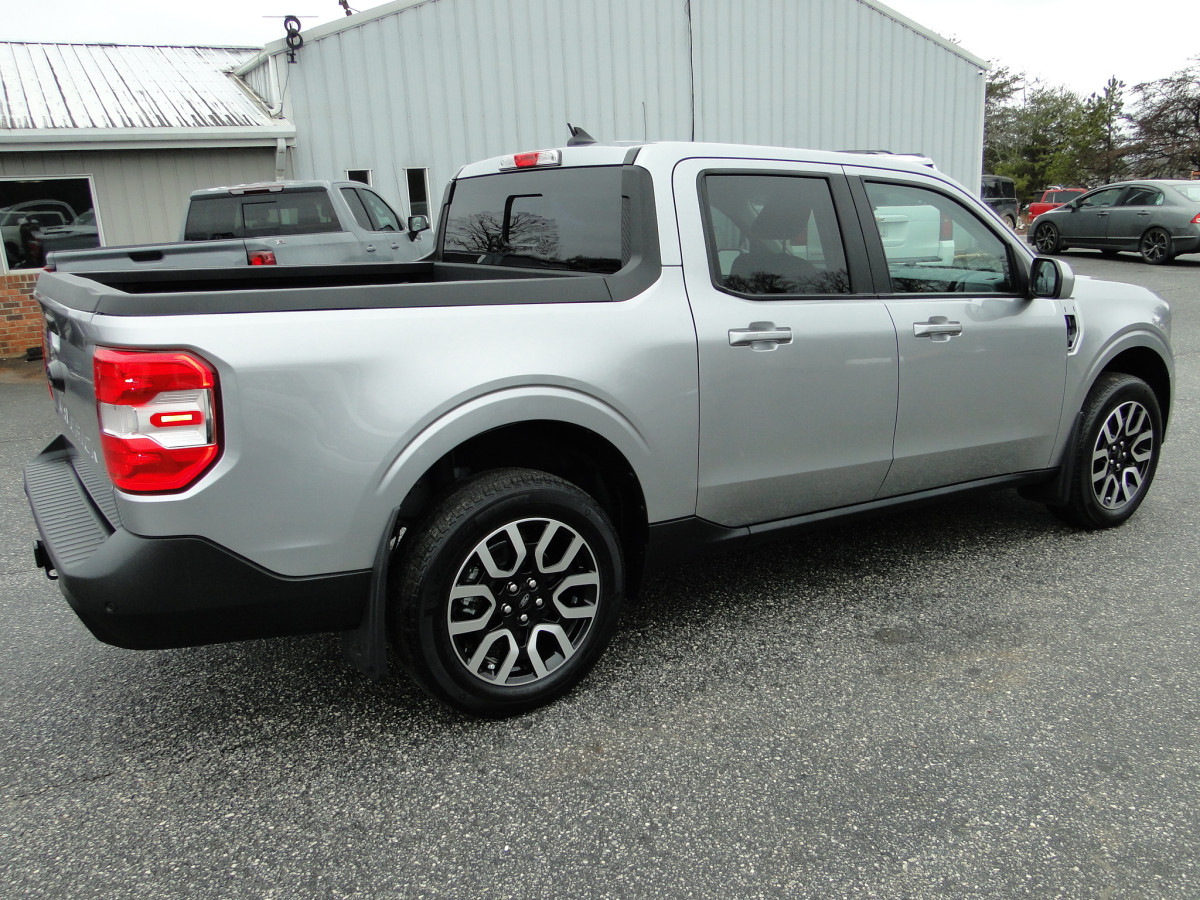 Ford Maverick Image 12