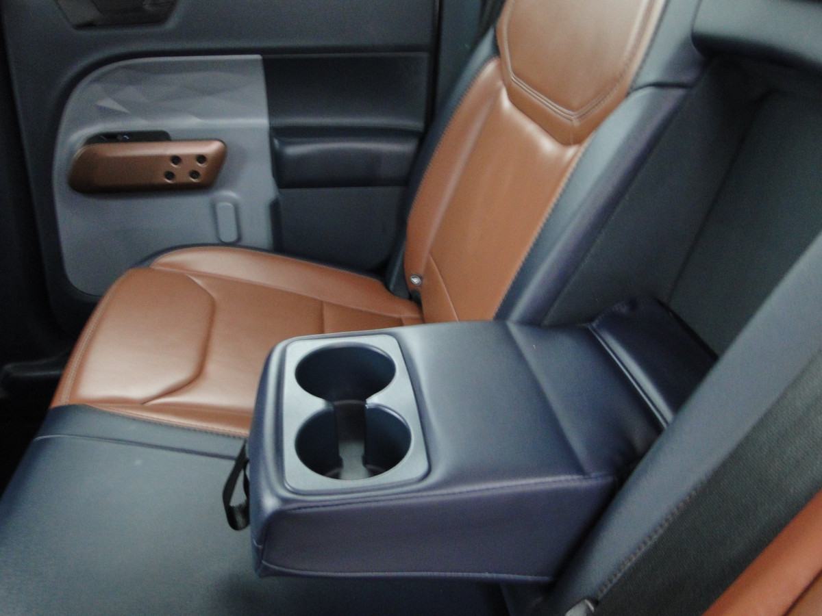 Ford Maverick Image 26