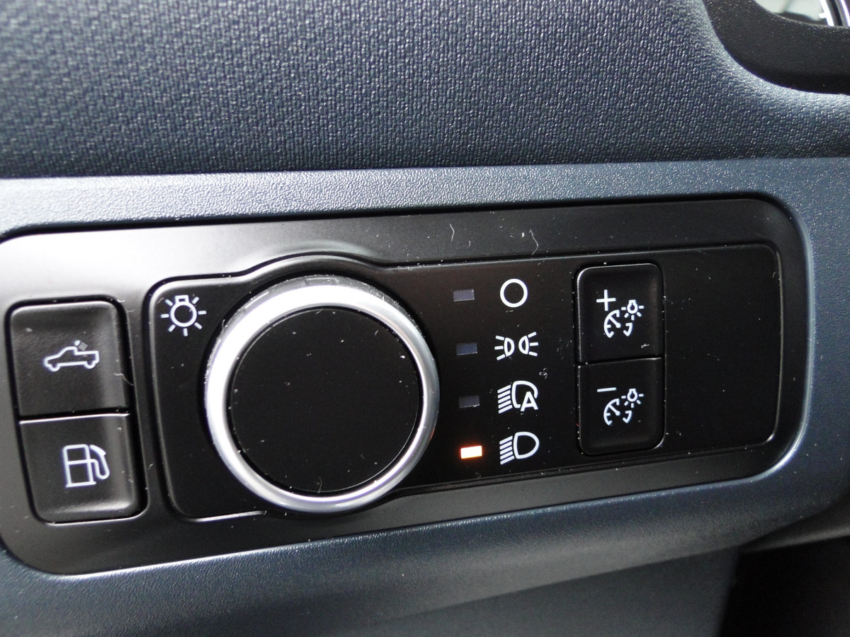 Ford Maverick Image 49