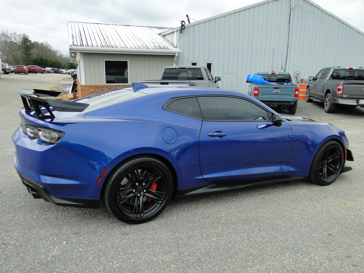 Chevrolet Camaro ZL1 Image 12