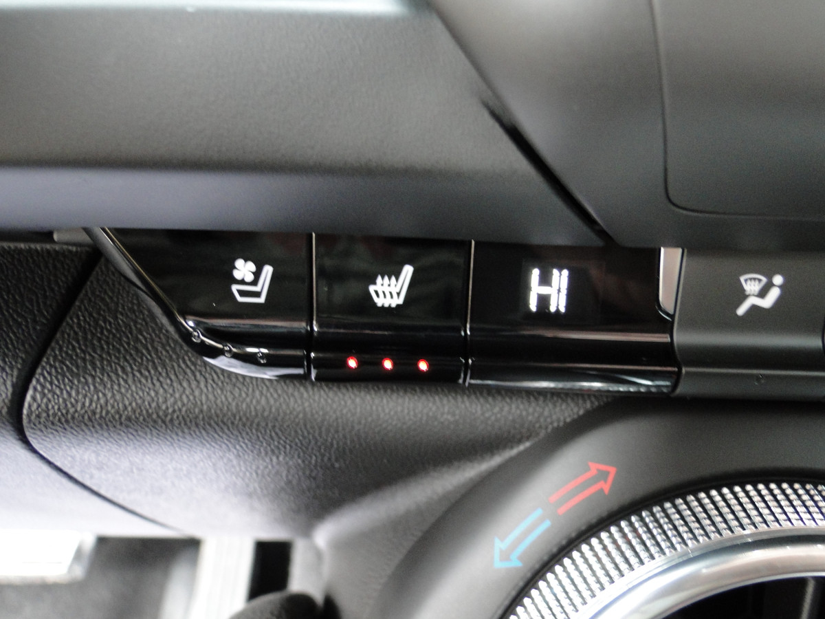 Chevrolet Camaro ZL1 Image 24