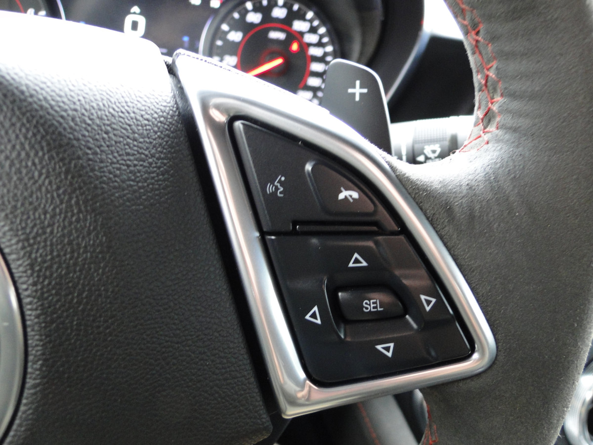 Chevrolet Camaro ZL1 Image 30