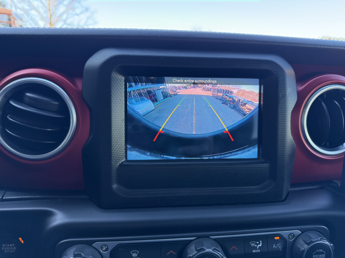 Jeep Wrangler Rubicon Image 14