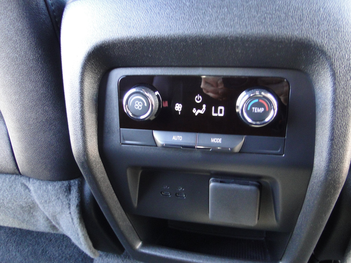 Chevrolet Traverse Image 73