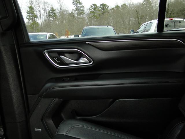 Chevrolet Suburban Image 48