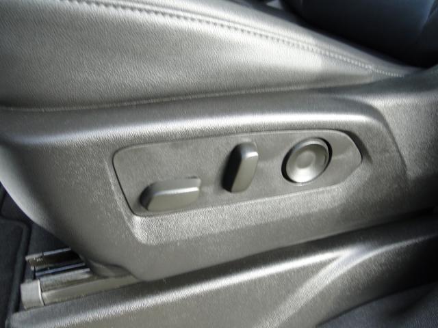 Chevrolet Suburban Image 59