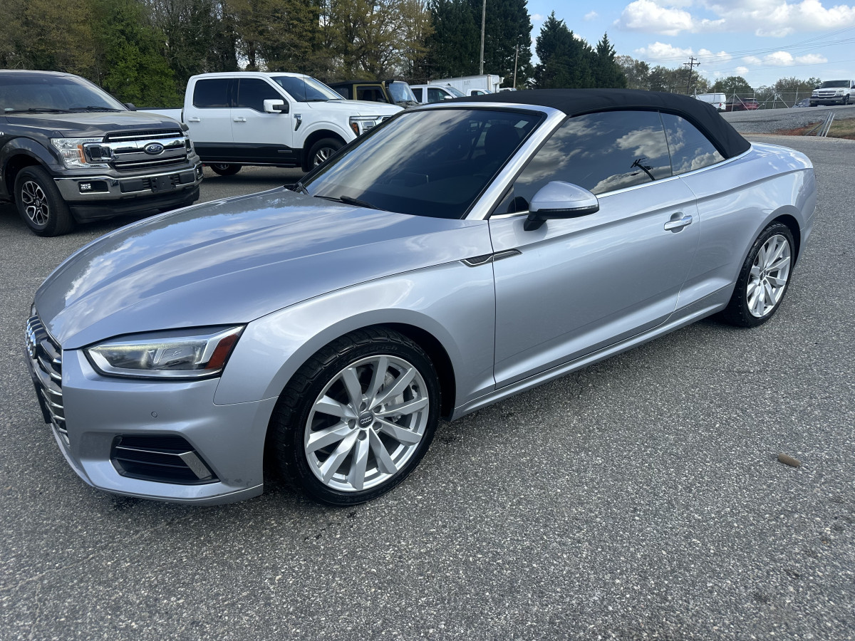 2018 Audi A5 WAUYNGF50JN******