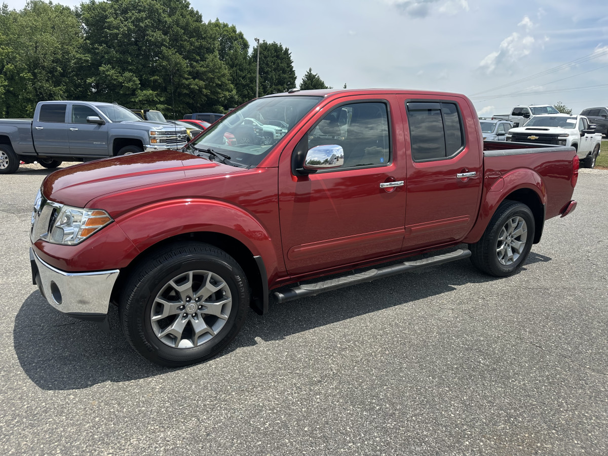Salvage Nissan Frontier Image