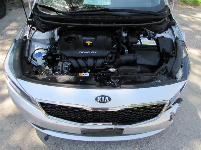 Kia Forte LX Image 4