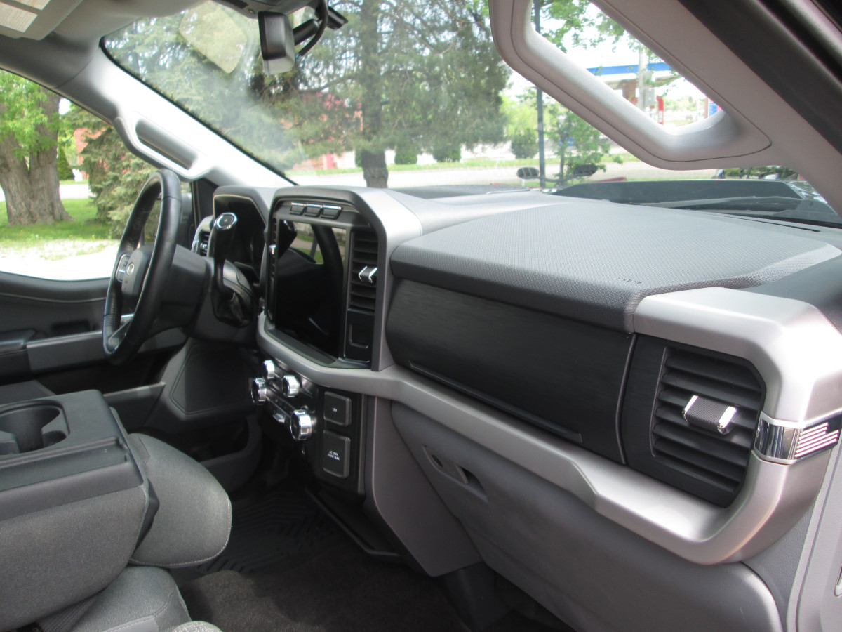 Ford F-150 XLT Crew Cab 4X4 Image 30