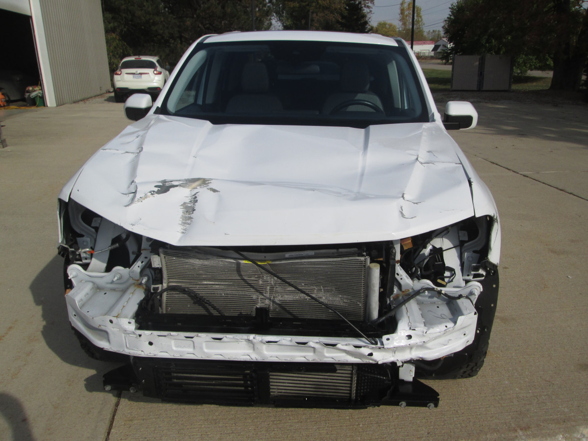 Ford Maverick XLT Image 2