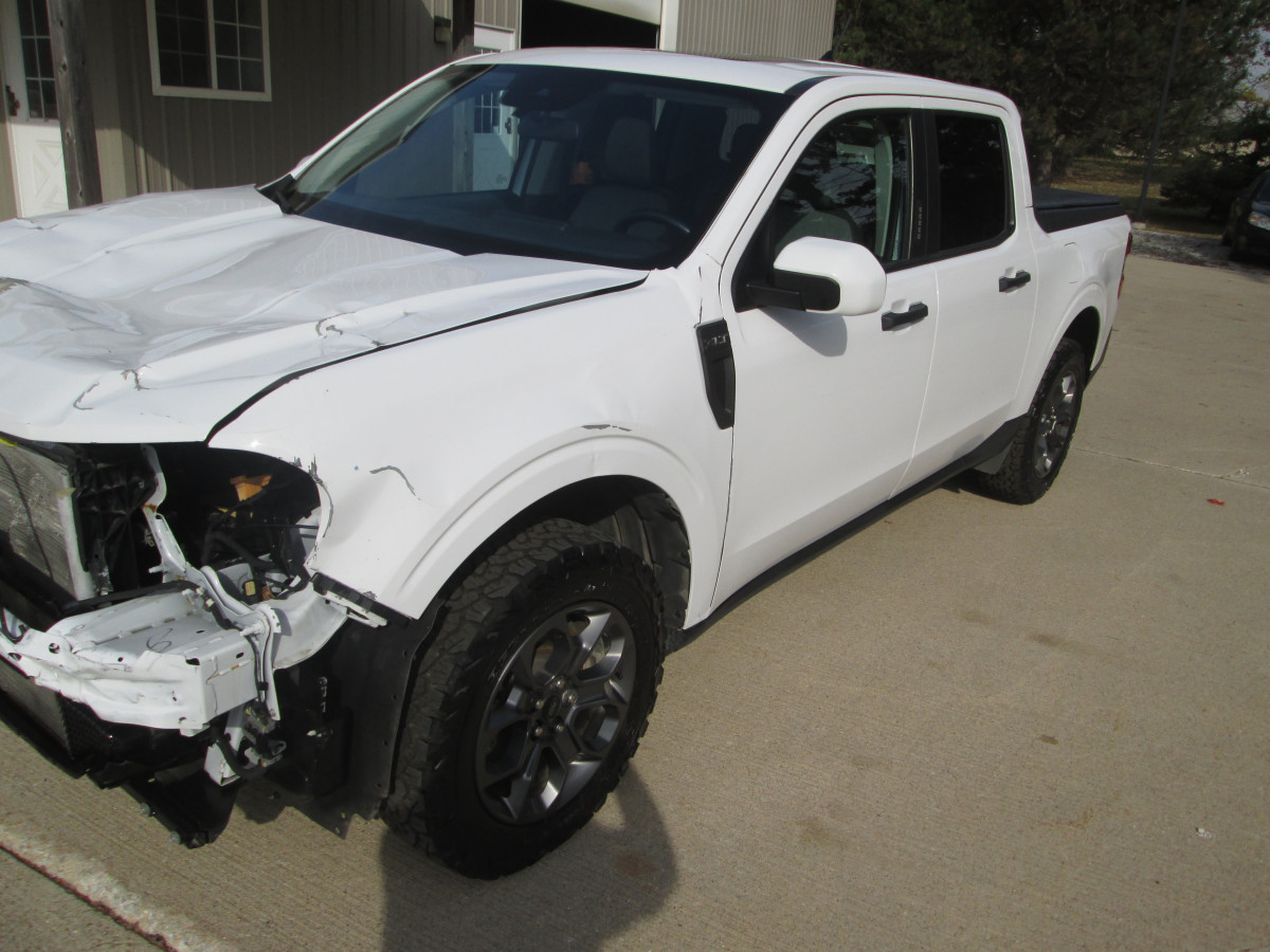 Ford Maverick XLT Image 3