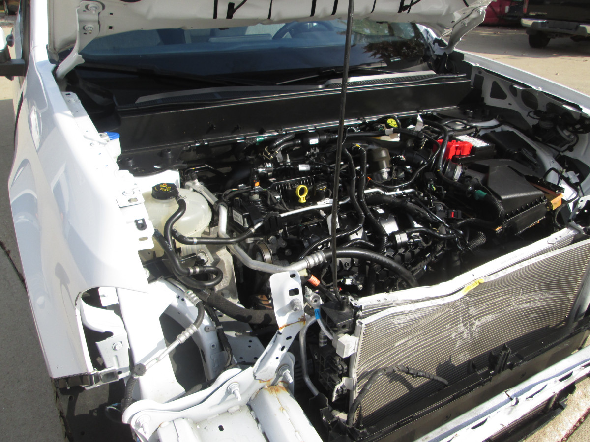 Ford Maverick XLT Image 18