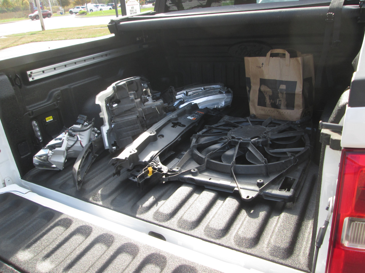 Ford Maverick XLT Image 33