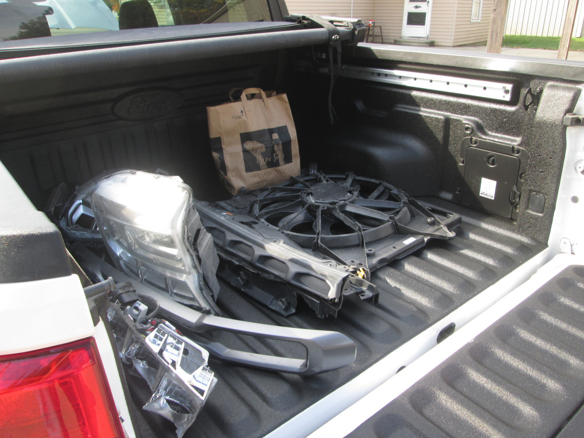 Ford Maverick XLT Image 34