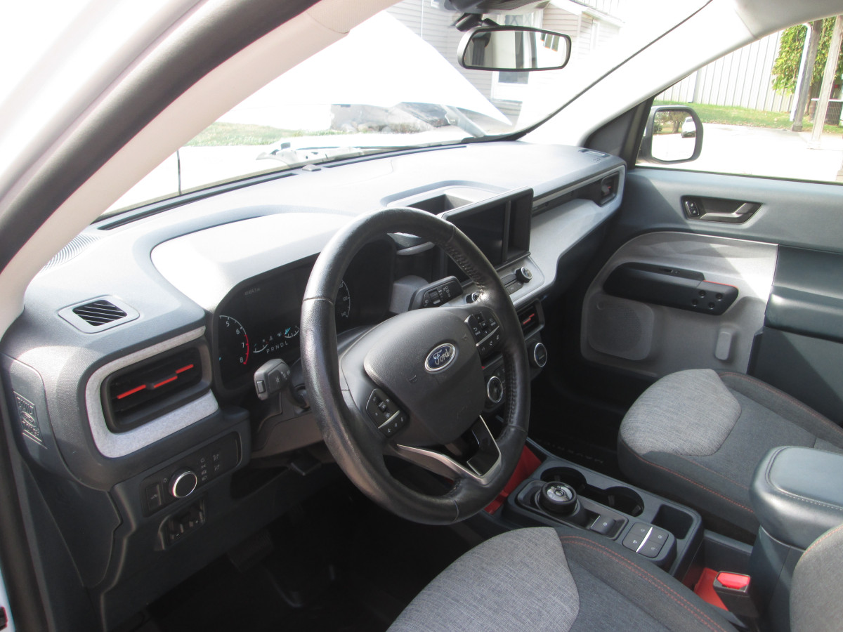 Ford Maverick XLT Image 40